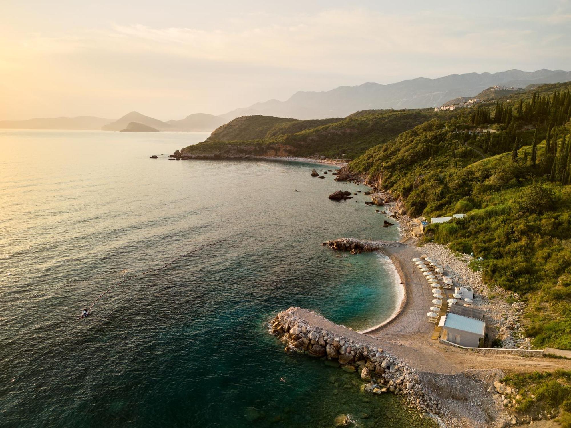 Ananti Resort, Residences & Beach Club - The Leading Hotels Of The World スヴェティ・ステファン エクステリア 写真