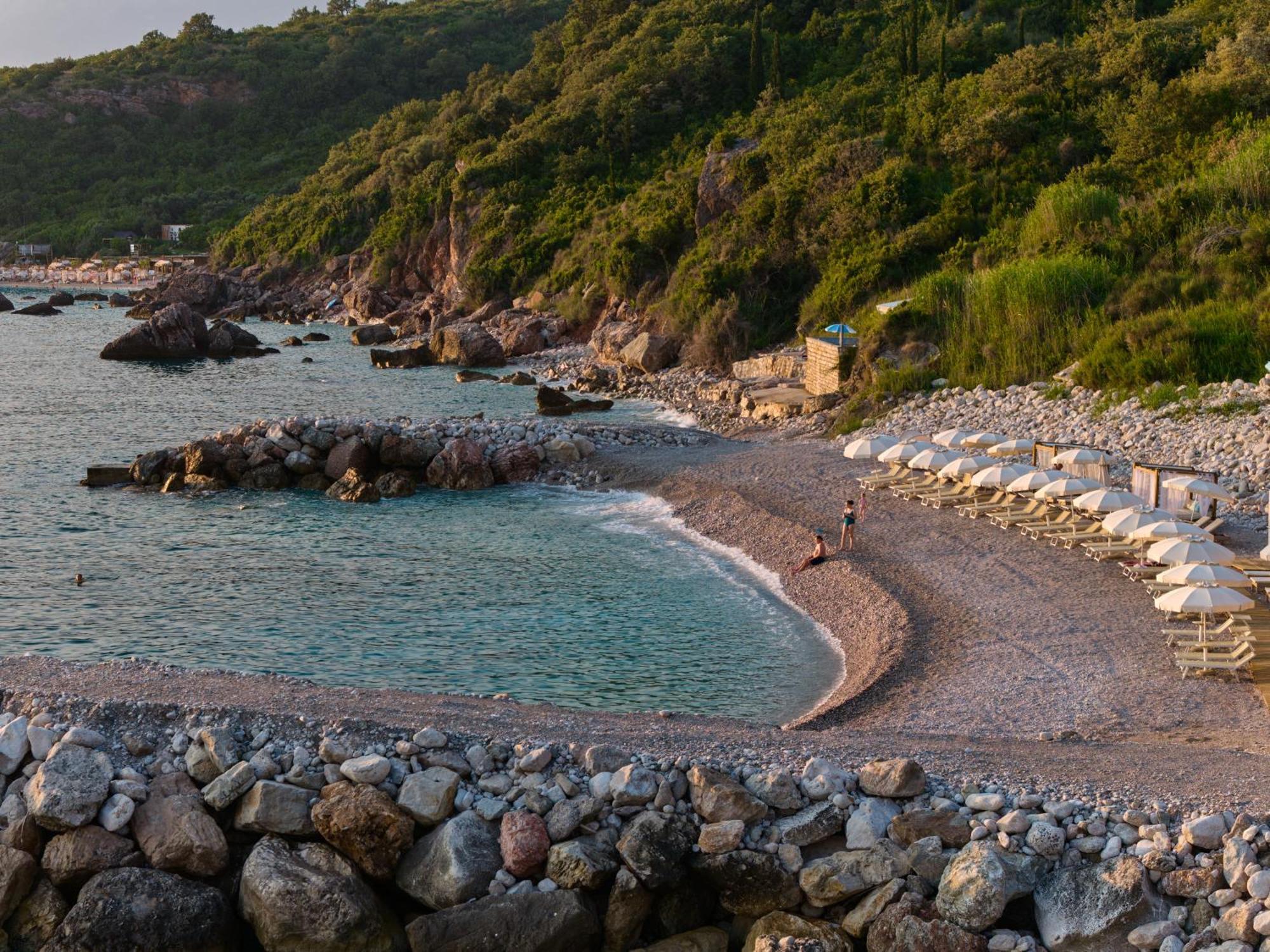 Ananti Resort, Residences & Beach Club - The Leading Hotels Of The World スヴェティ・ステファン エクステリア 写真