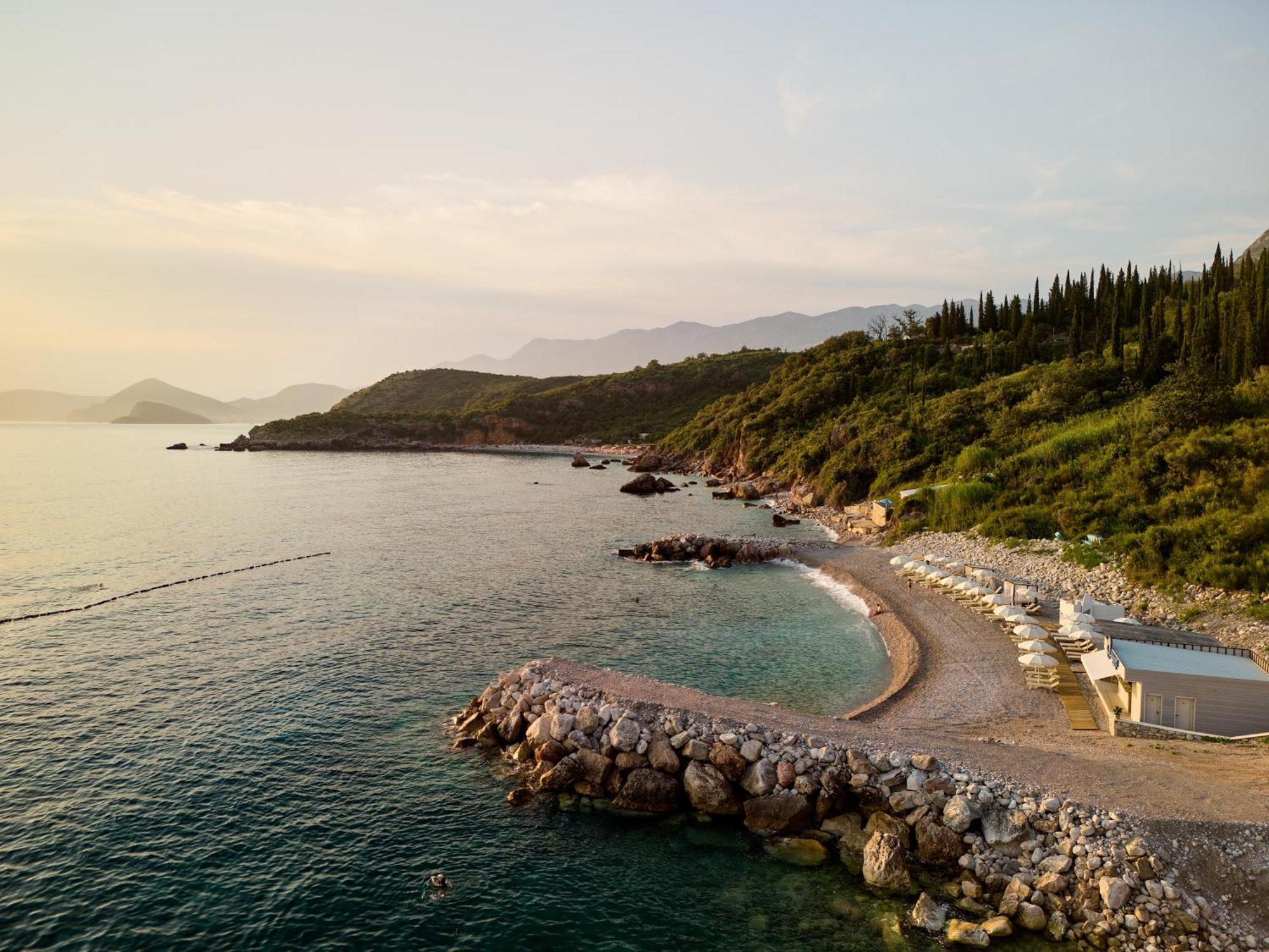Ananti Resort, Residences & Beach Club - The Leading Hotels Of The World スヴェティ・ステファン エクステリア 写真