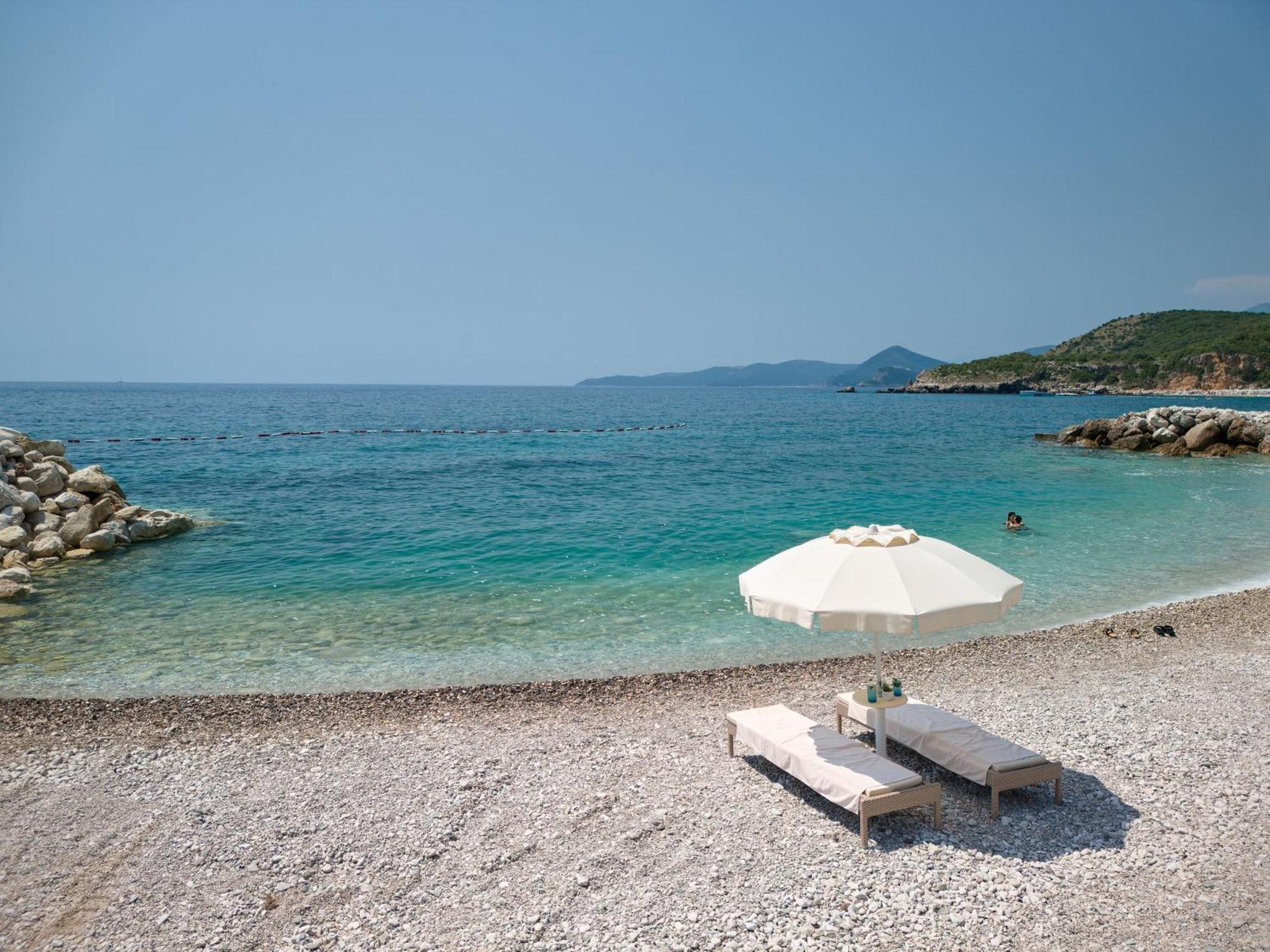 Ananti Resort, Residences & Beach Club - The Leading Hotels Of The World スヴェティ・ステファン エクステリア 写真
