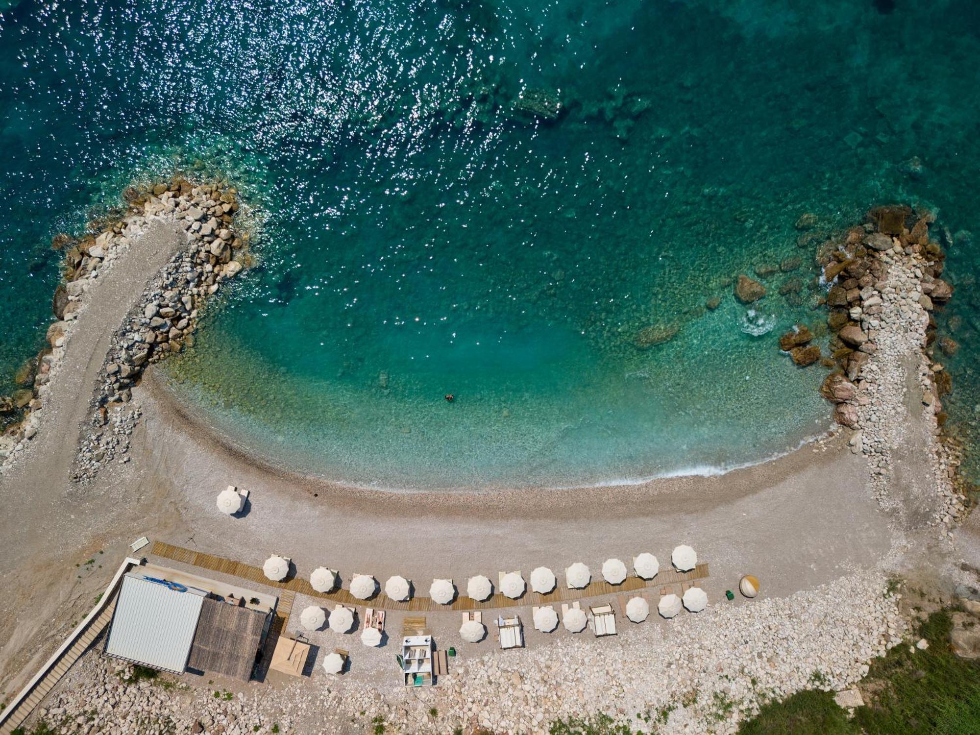 Ananti Resort, Residences & Beach Club - The Leading Hotels Of The World スヴェティ・ステファン エクステリア 写真